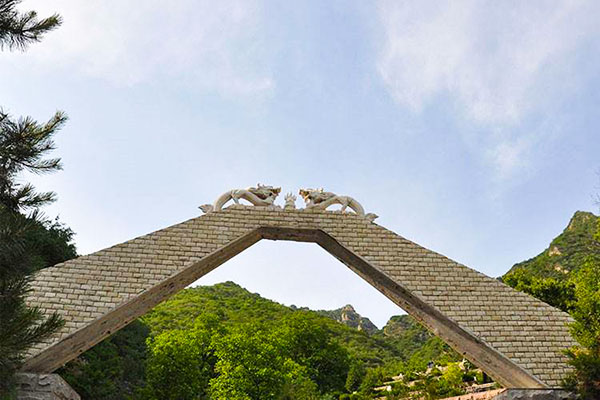 6201d06a59626.jpg 龙门.jpg