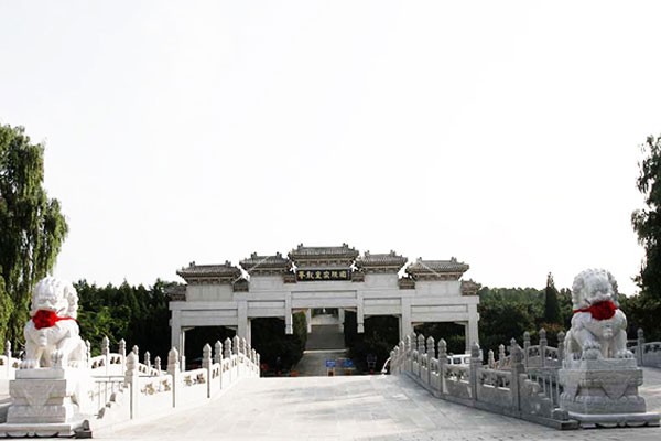 华龙皇家陵园 华龙皇家陵园