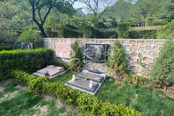 九公山长城纪念林 九公山长城纪念林